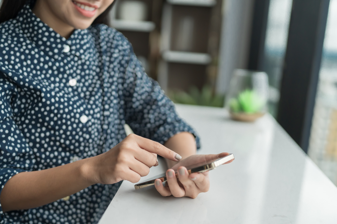 Pourquoi les commentaires rédigés par les hôtes sont essentiels sur Airbnb ?